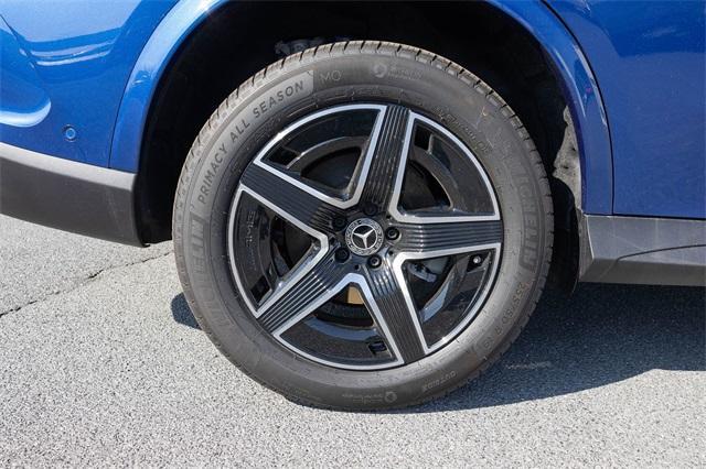 new 2026 Mercedes-Benz GLC 300 car, priced at $59,180