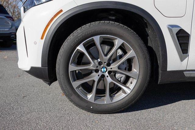 new 2026 BMW X5 PHEV car, priced at $83,750