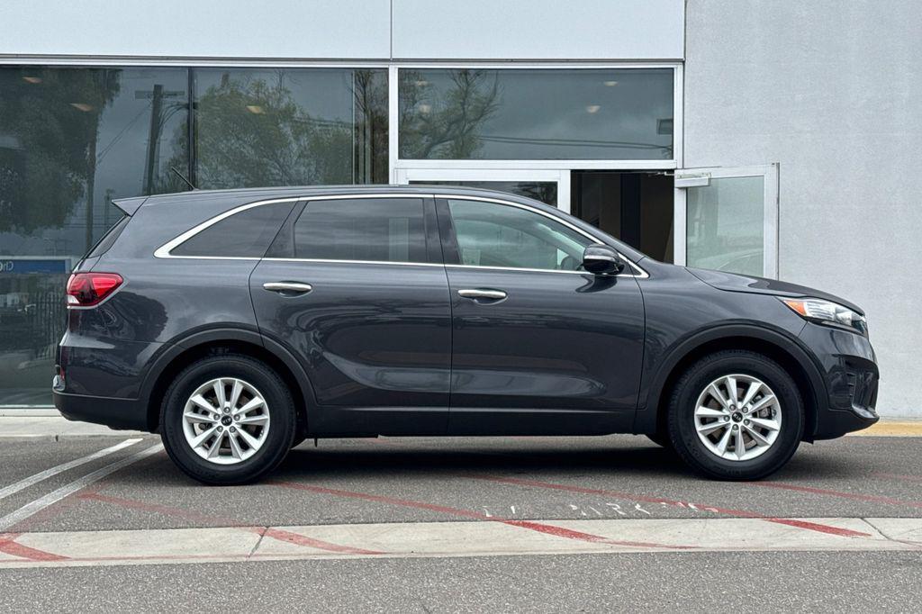 used 2019 Kia Sorento car, priced at $14,899