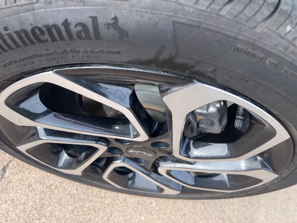 used 2025 Chevrolet Trax car, priced at $23,750