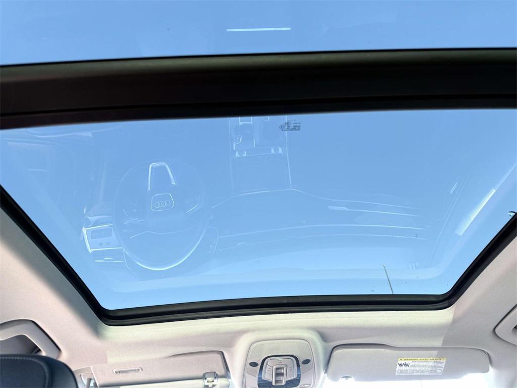 used 2022 Audi Q7 car, priced at $22,750