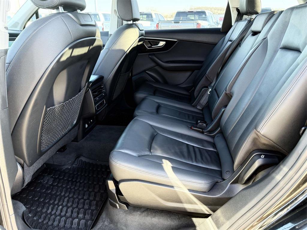used 2022 Audi Q7 car, priced at $22,750