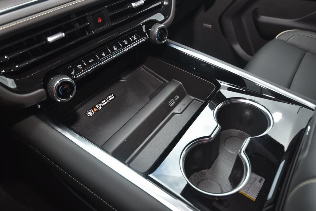 new 2025 Chevrolet Suburban car, priced at $84,915