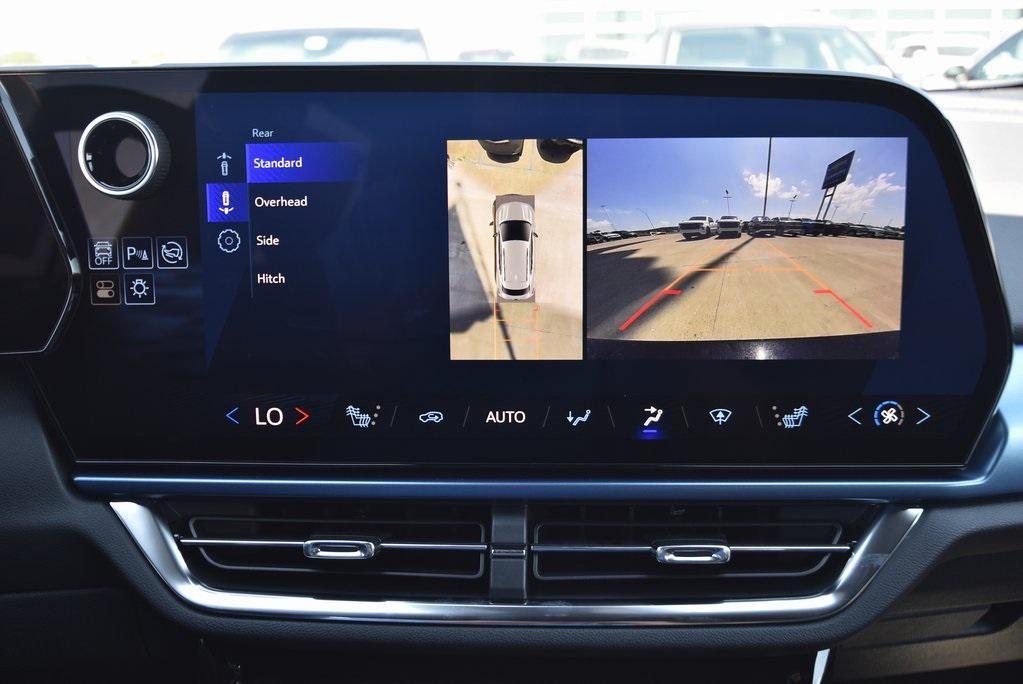 new 2025 Chevrolet Equinox EV car, priced at $34,206