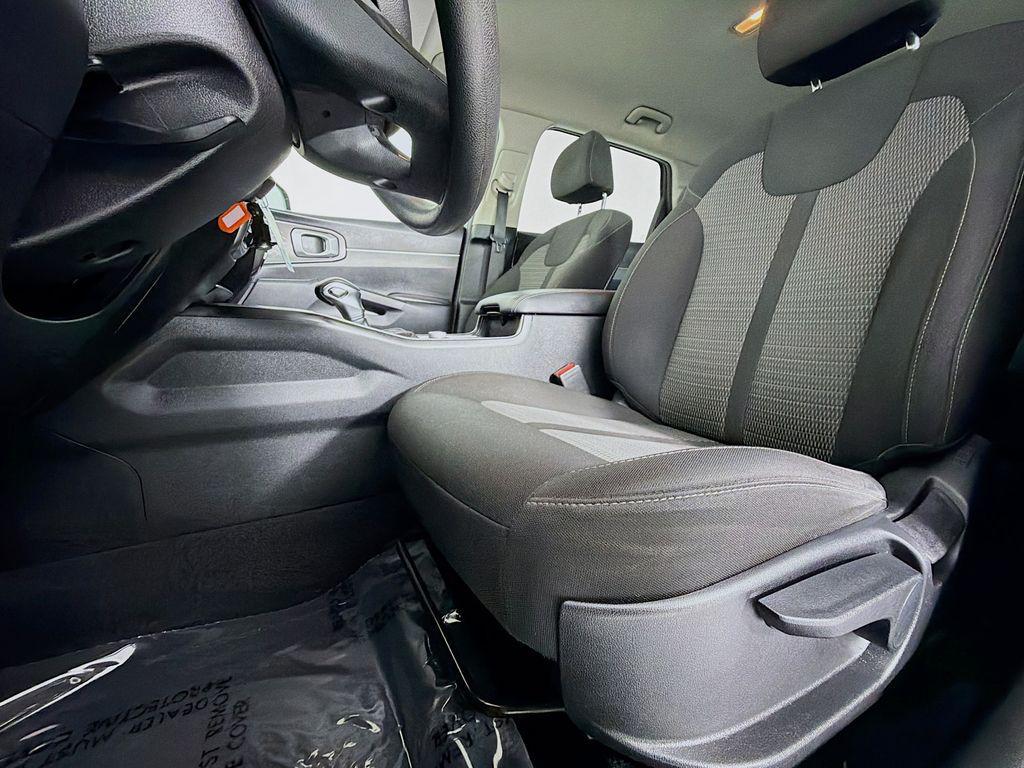 used 2022 Kia Sorento car, priced at $22,099