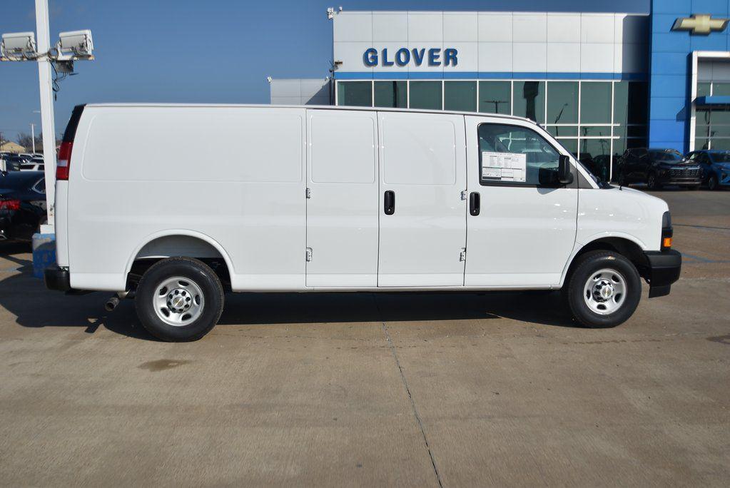 new 2026 Chevrolet Express 2500 car, priced at $48,665