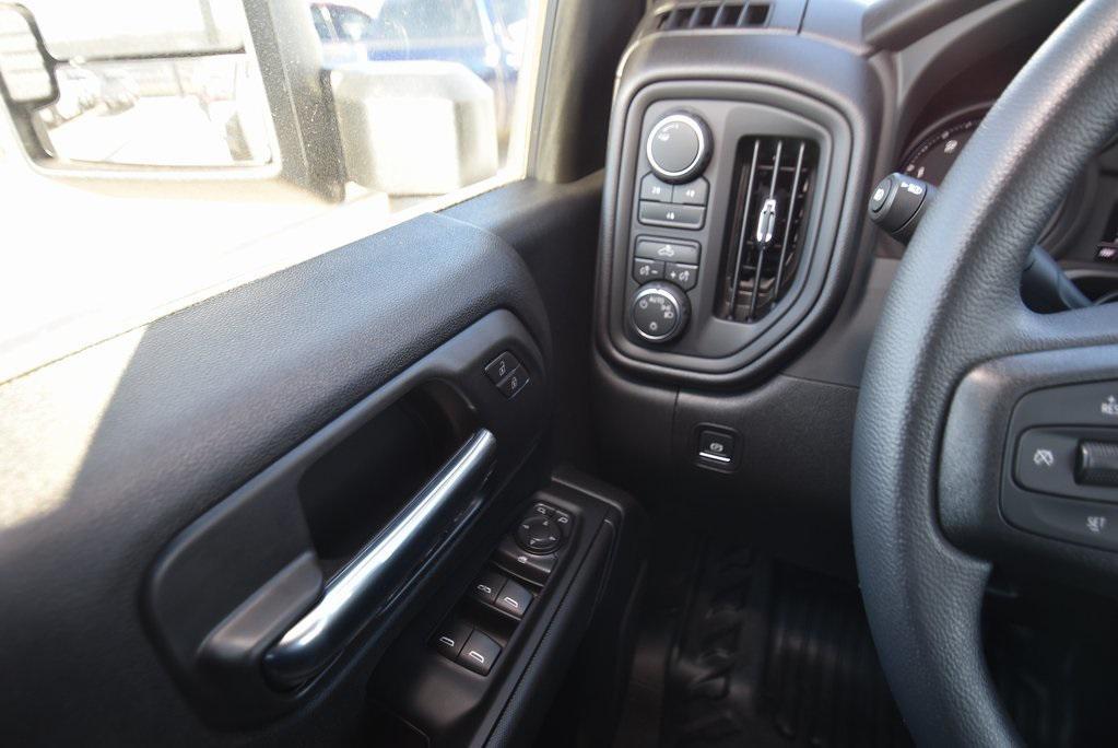 new 2026 Chevrolet Silverado 3500 car, priced at $69,886