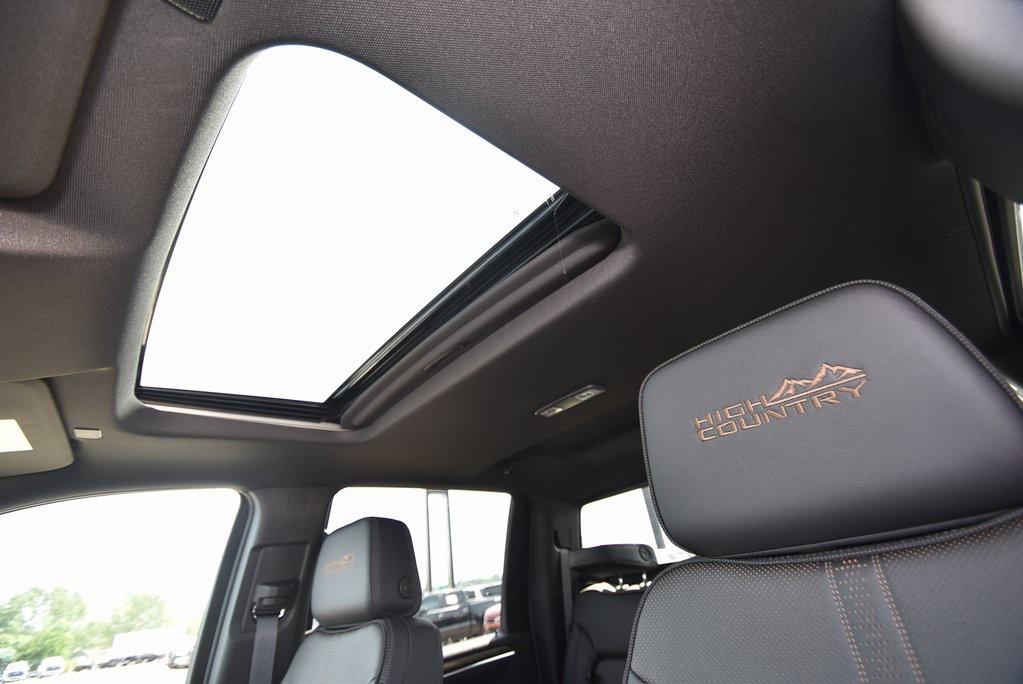 new 2025 Chevrolet Silverado 2500 car, priced at $79,001