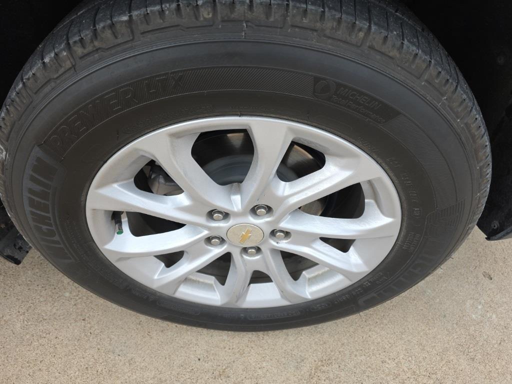 used 2020 Chevrolet Equinox car, priced at $21,450