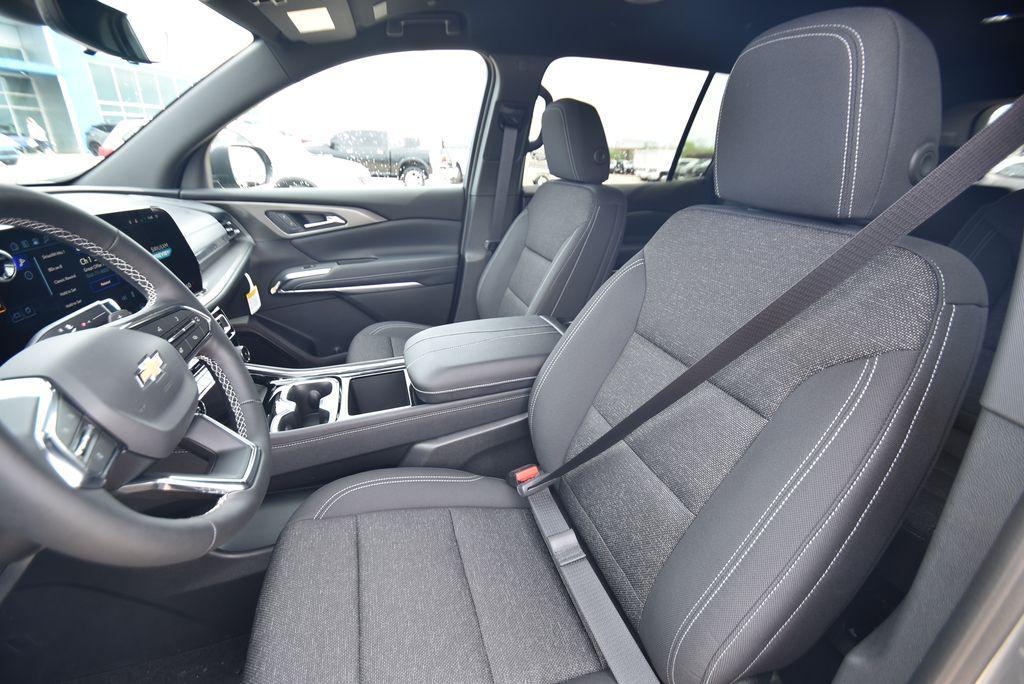 new 2026 Chevrolet Traverse car, priced at $40,674
