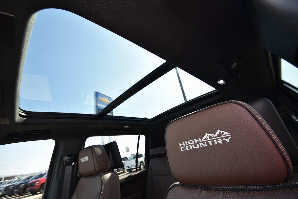 new 2026 Chevrolet Suburban car, priced at $94,537