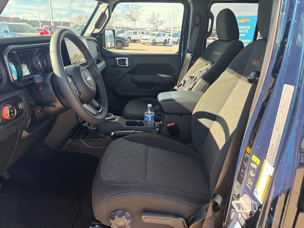 used 2025 Jeep Gladiator car, priced at $45,550