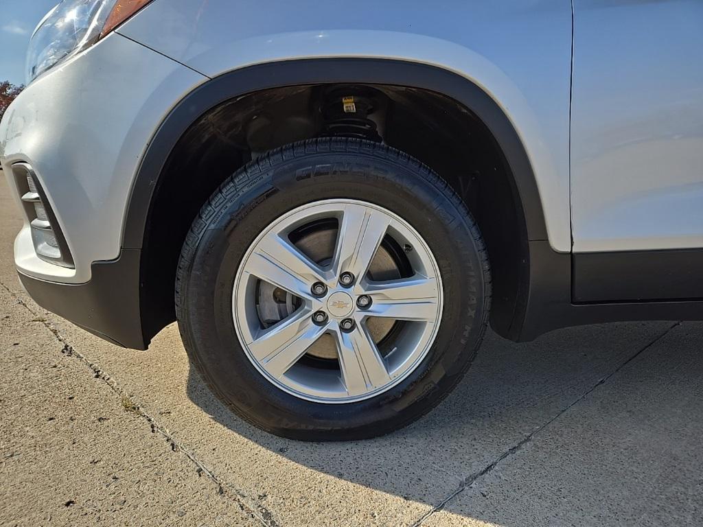 used 2021 Chevrolet Trax car, priced at $15,850