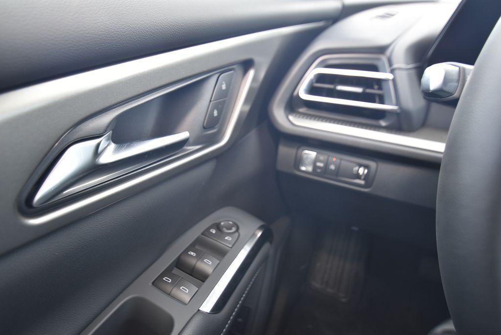 new 2026 Chevrolet Traverse car, priced at $40,674