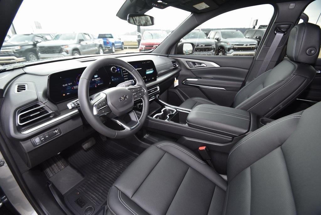 new 2026 Chevrolet Traverse car, priced at $44,341