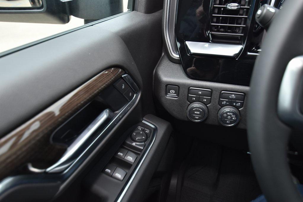 new 2026 Chevrolet Silverado 3500 car, priced at $73,126