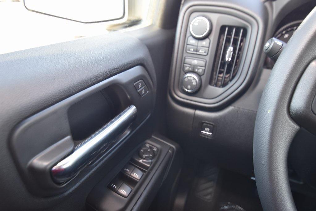 new 2026 Chevrolet Silverado 1500 car, priced at $42,624