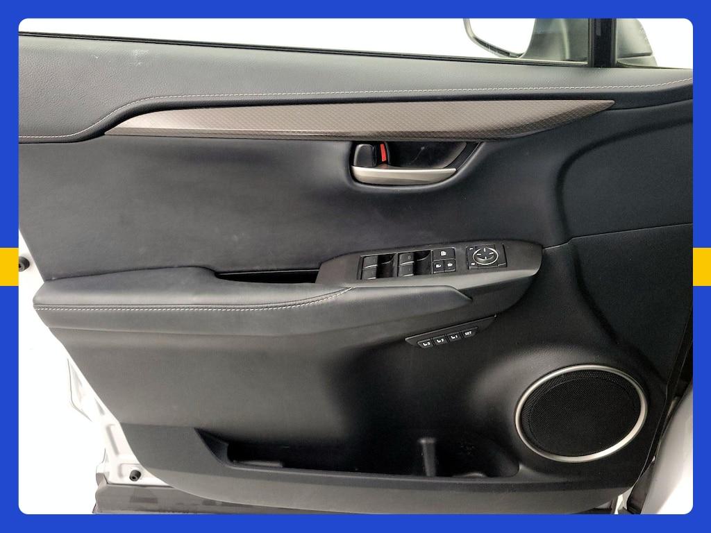 Lexus NX view 15