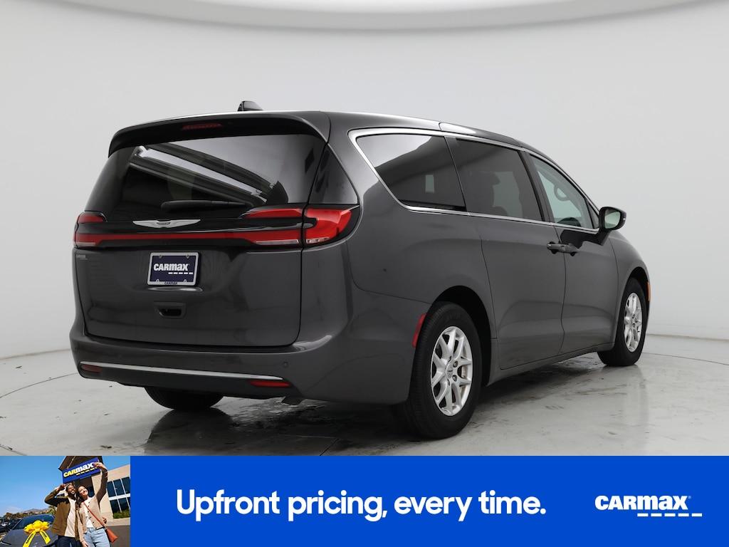 used 2023 Chrysler Pacifica car, priced at $24,998
