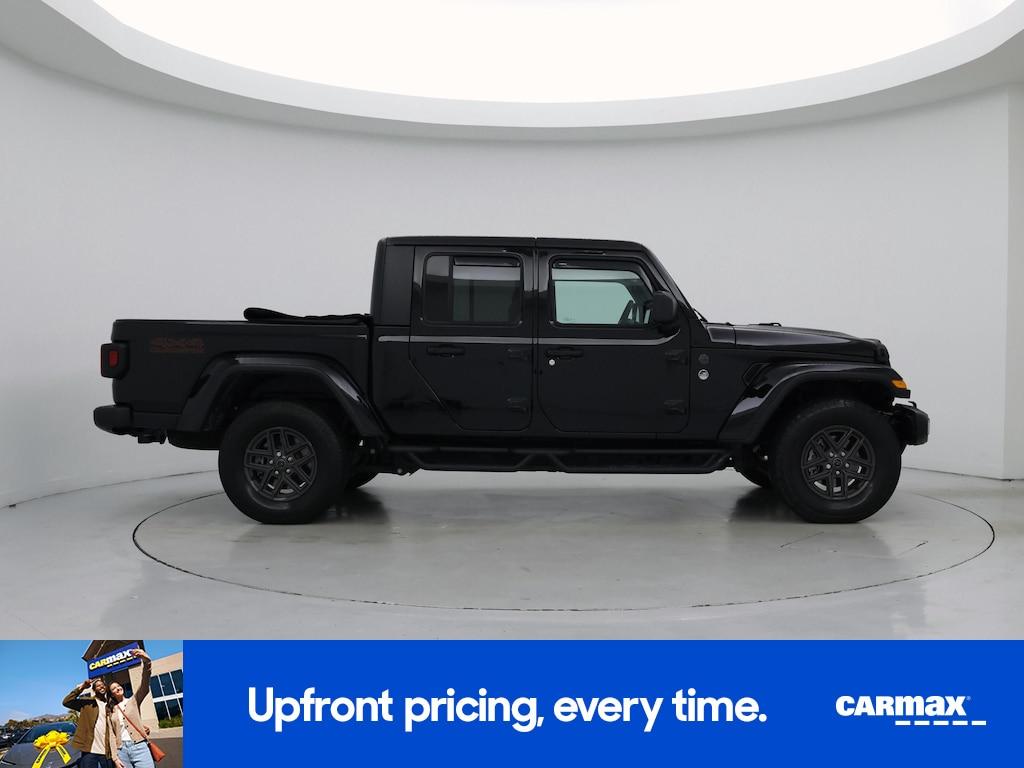 used 2024 Jeep Gladiator car, priced at $38,998