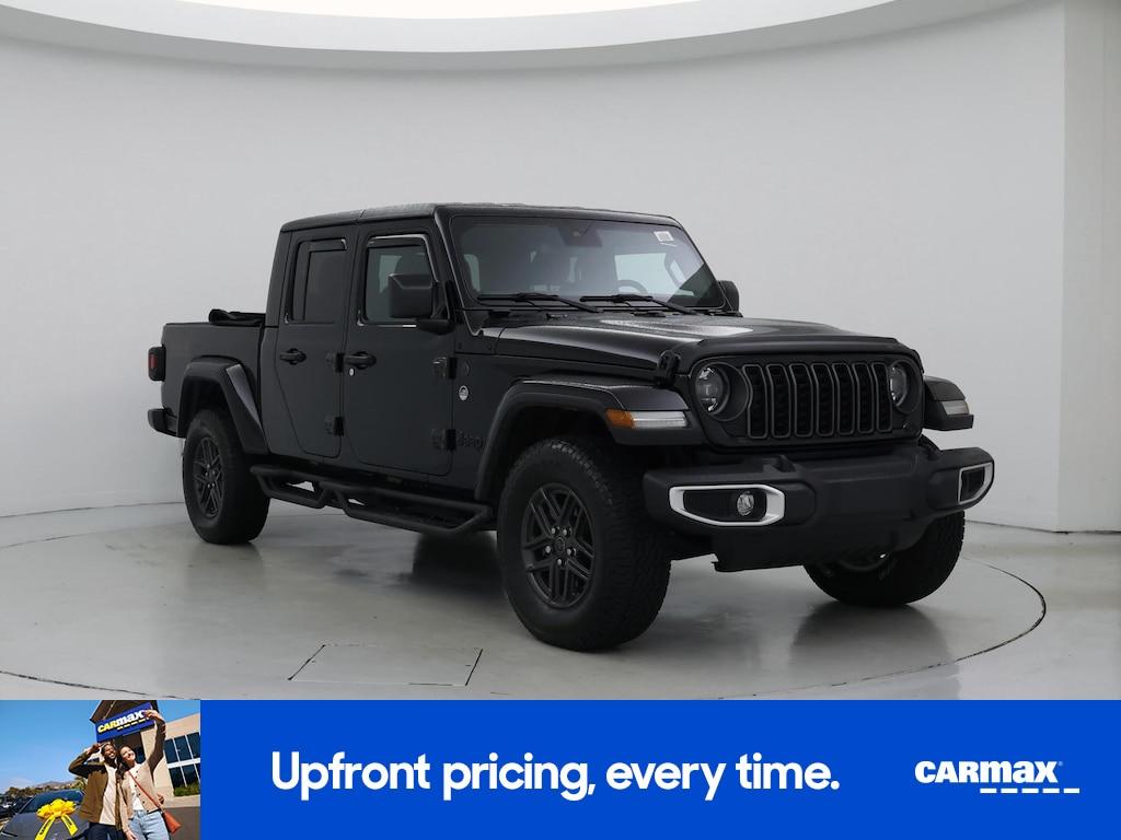 used 2024 Jeep Gladiator car, priced at $38,998