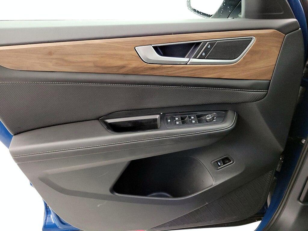 used 2025 Volkswagen Atlas car, priced at $34,998