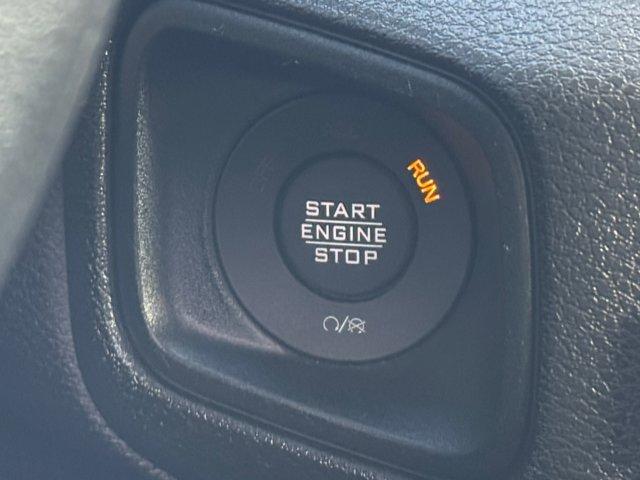 used 2025 Jeep Gladiator car, priced at $36,579