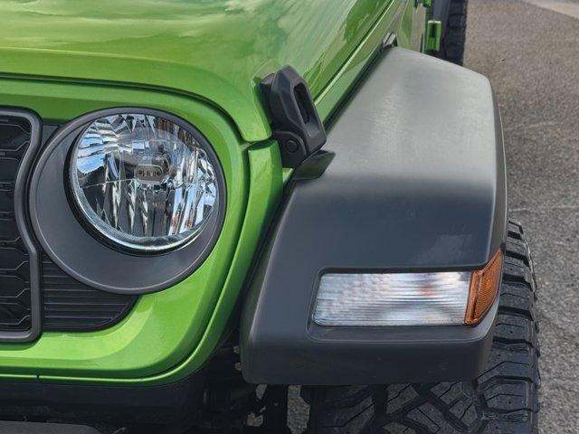 used 2025 Jeep Gladiator car, priced at $33,725