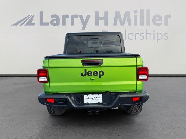 used 2025 Jeep Gladiator car, priced at $33,725