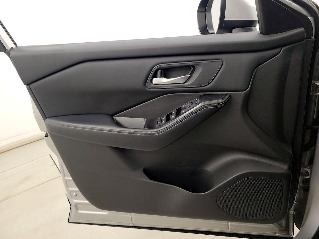 used 2024 Nissan Rogue car, priced at $23,998