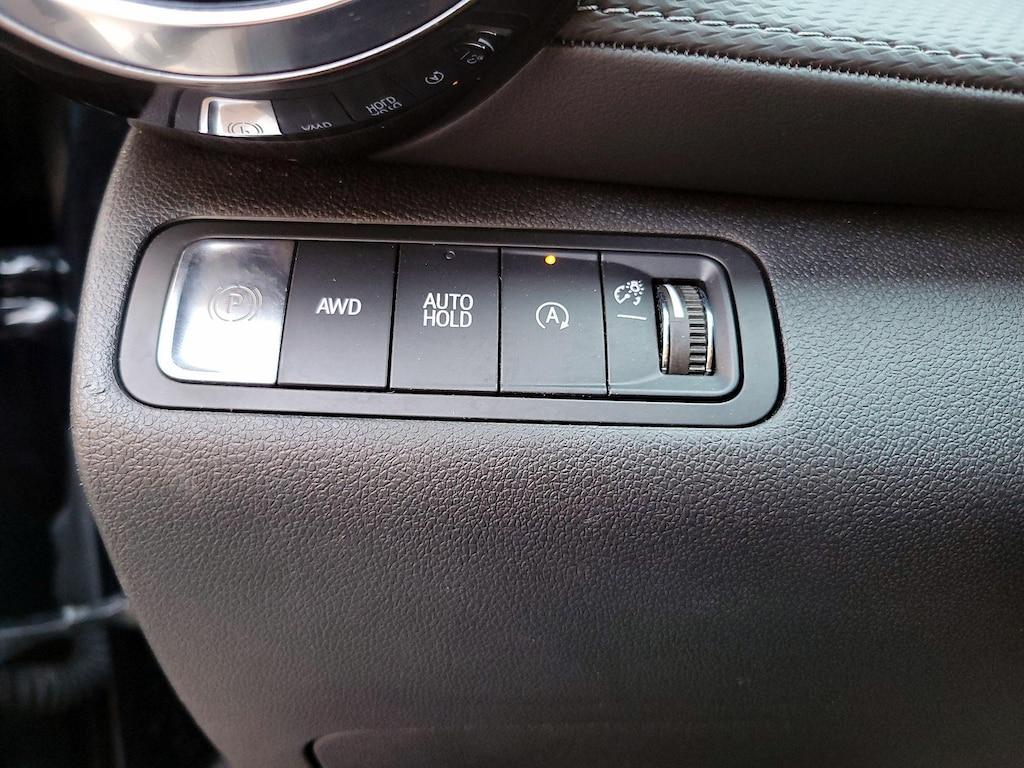 used 2025 Chevrolet Equinox car, priced at $28,998