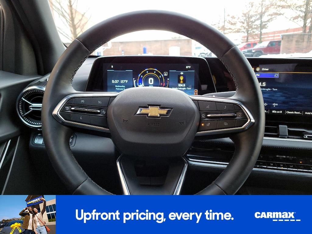 used 2025 Chevrolet Equinox car, priced at $28,998