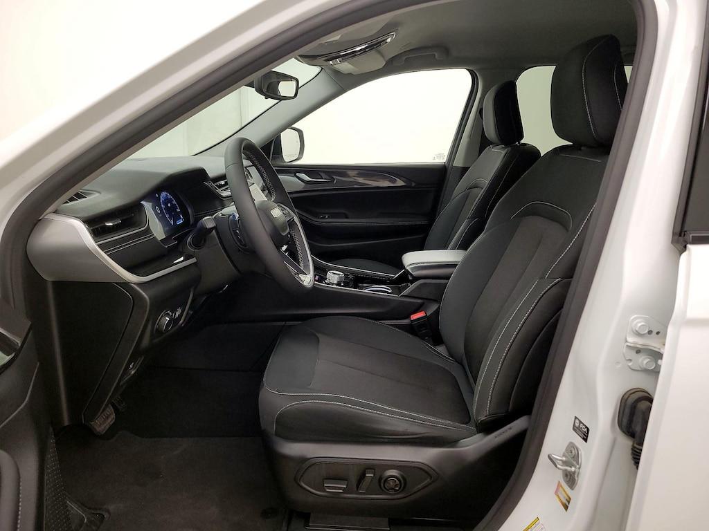 used 2023 Jeep Grand Cherokee car, priced at $26,998