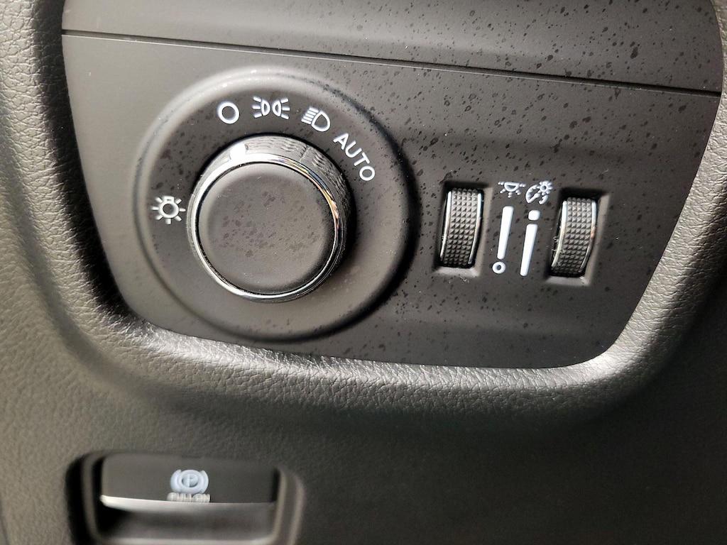 used 2023 Jeep Grand Cherokee car, priced at $26,998