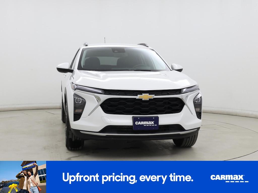 used 2025 Chevrolet Trax car, priced at $22,998