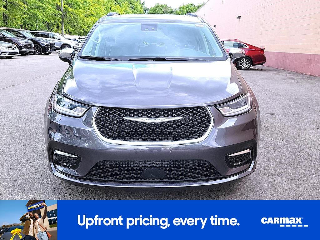 used 2023 Chrysler Pacifica car, priced at $30,998