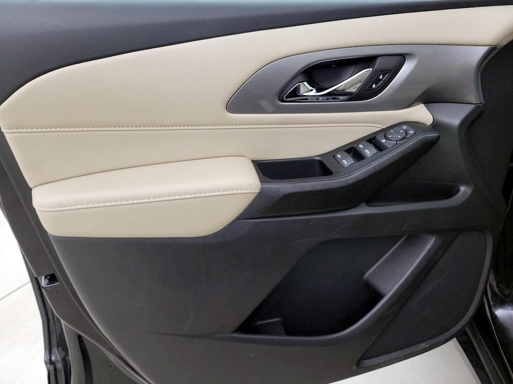 used 2023 Chevrolet Traverse car, priced at $26,998