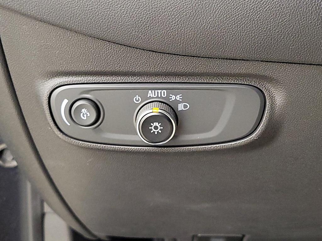 used 2022 Chevrolet Equinox car, priced at $20,998