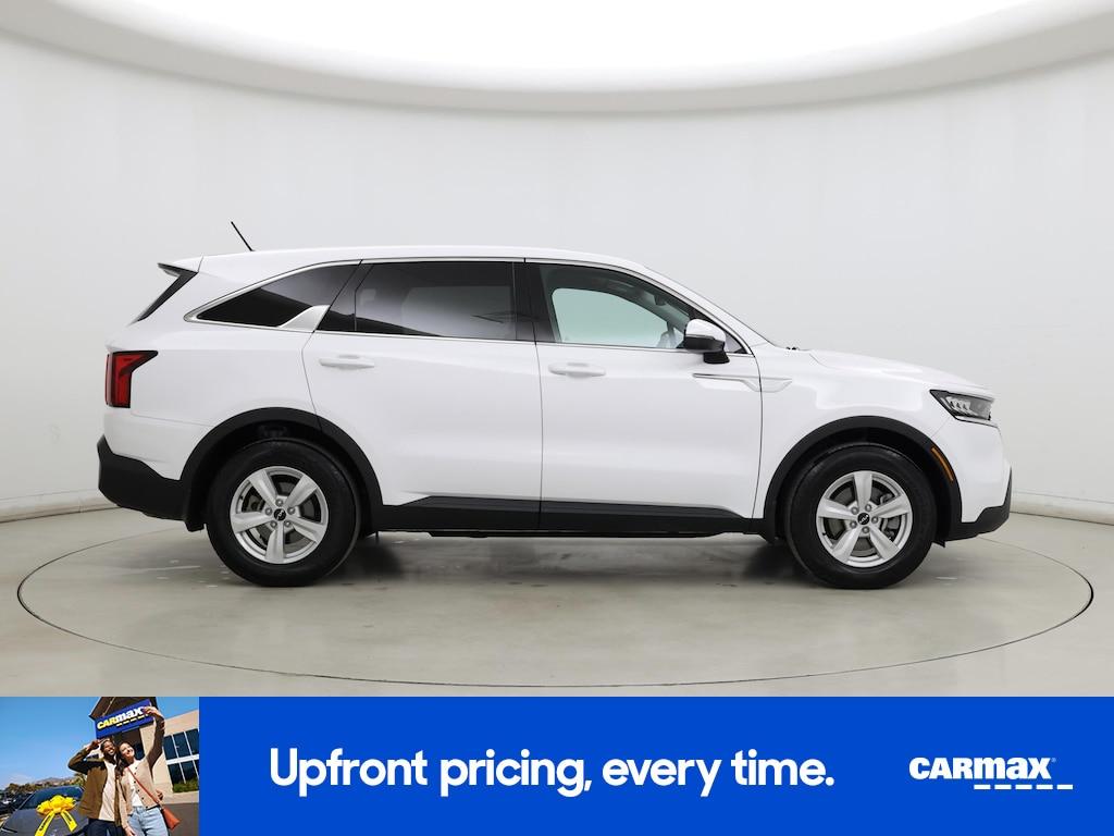 used 2023 Kia Sorento car, priced at $24,998