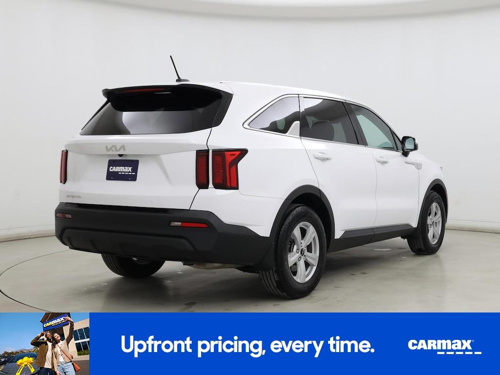 used 2023 Kia Sorento car, priced at $24,998