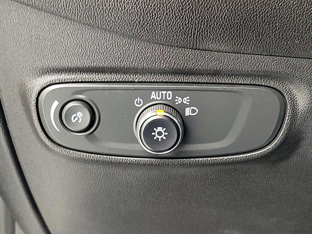 used 2023 Chevrolet Equinox car, priced at $20,998