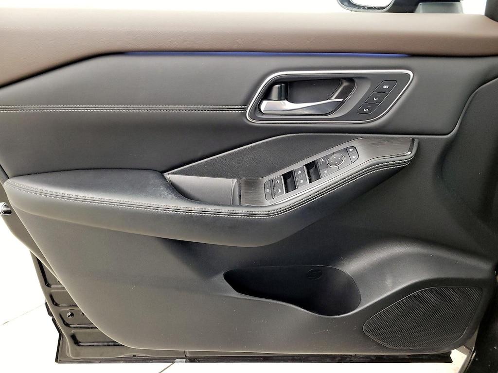 used 2023 Nissan Rogue car, priced at $30,998