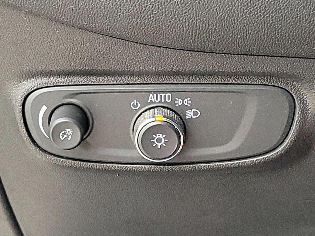 used 2022 Chevrolet Equinox car, priced at $20,998