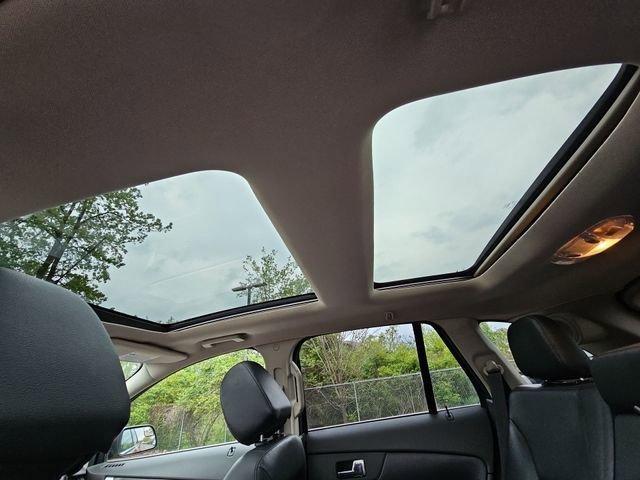 used 2014 Ford Edge car, priced at $9,025
