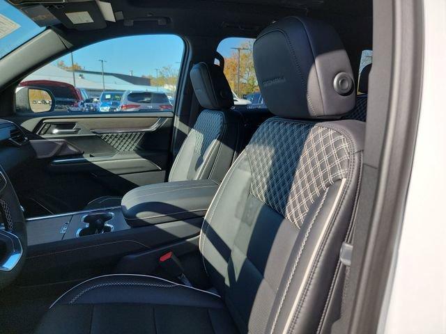 used 2025 GMC Acadia car, priced at $52,169