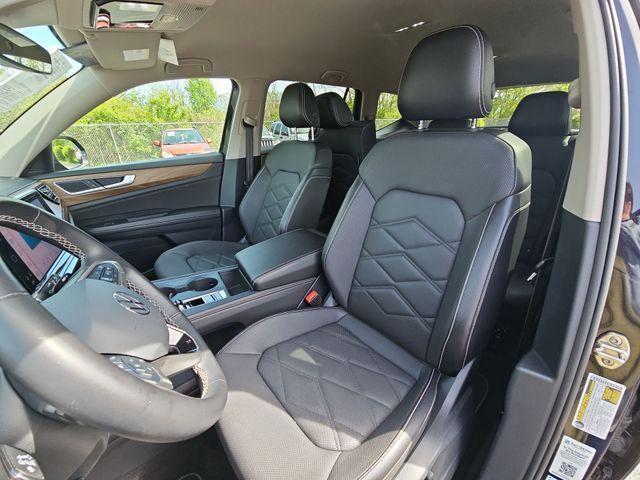 used 2024 Volkswagen Atlas car, priced at $30,605