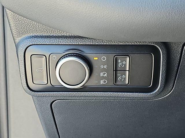 used 2025 Ford Explorer car, priced at $35,035