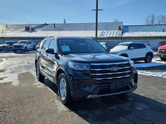 used 2025 Ford Explorer car, priced at $35,035