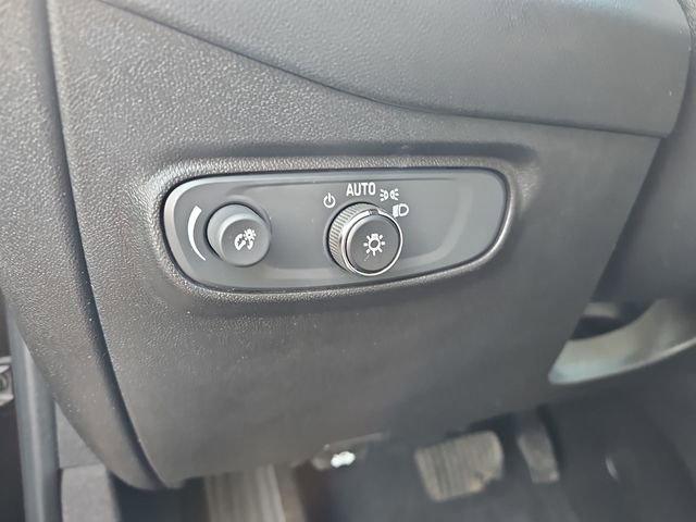 used 2020 Chevrolet Equinox car, priced at $14,811