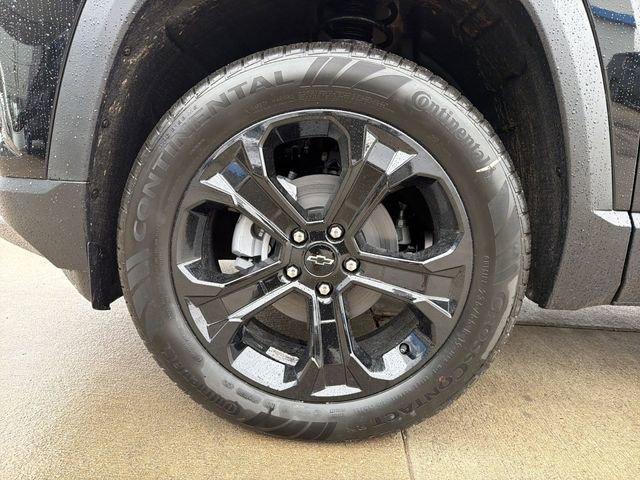 new 2026 Chevrolet Equinox car, priced at $33,110